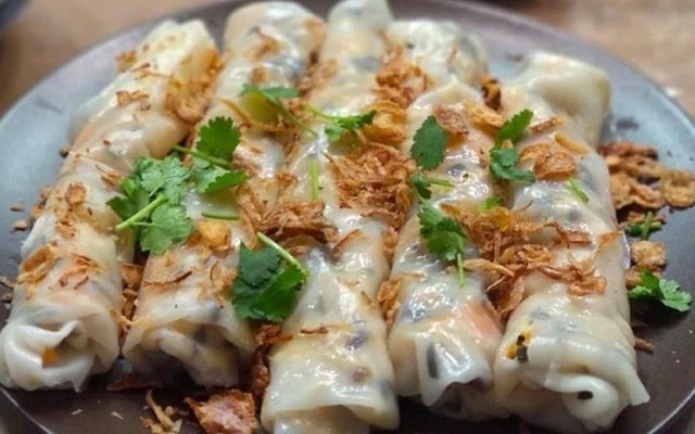 Quang Anh - Bánh Cuốn Nóng, Bún Chả & Gà Tần