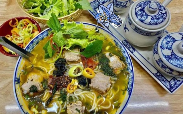 Bún Ốc Sườn Khánh Long