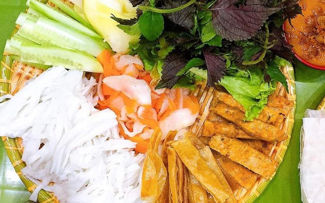 Bà Tươi - Nem Nướng Nha Trang