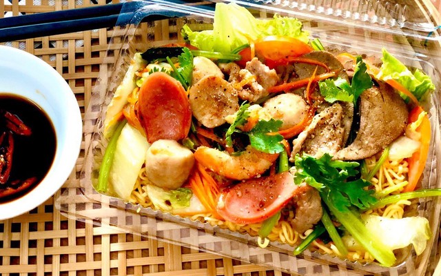 Ăn Vặt Cô Tú - Khu Đô Thị Mới Hưng Phú