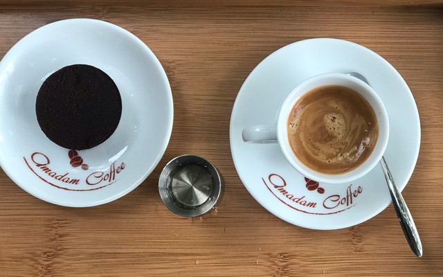 Amadam Coffee - Hạ Lý