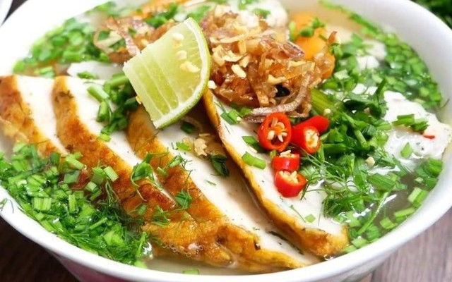 Cô Bảy - Quán Bánh Canh Chả Cá