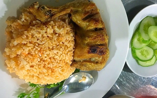 Cơm Gà Út Hà - Đường Số 53