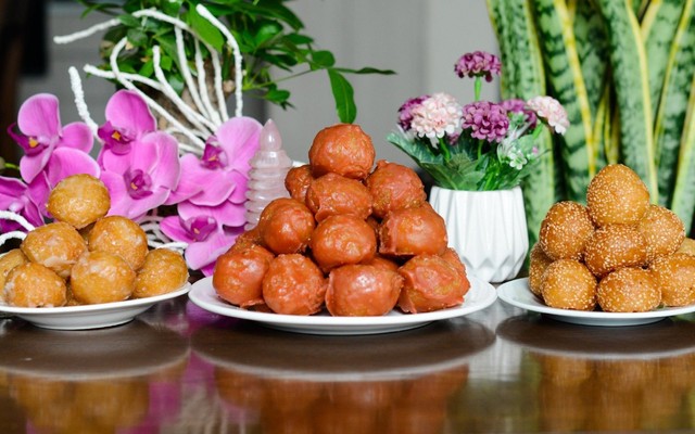 Donuts Ba - Bánh Rán & Bún Đậu Mẹt