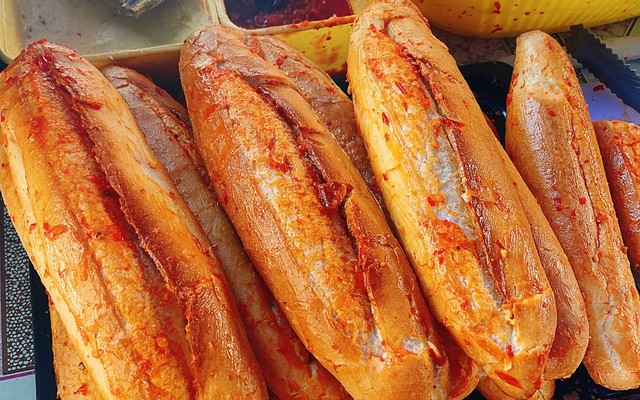Phương - Bánh Mì Muối Ớt