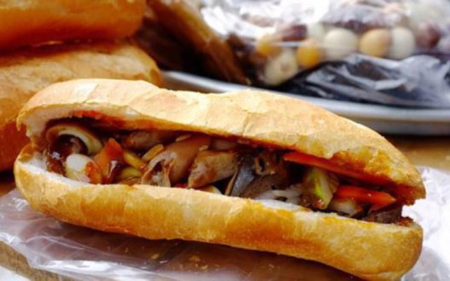 Quán 2 Con Mèo - Bánh Mì & Súp Cua