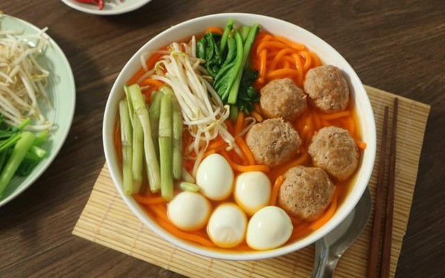 Thu - Bún Đỏ Buôn Mê