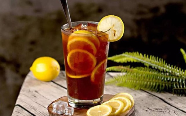 Tiệm Trà Góc Phố