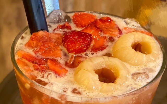 Bến Cà Phê, Trà Sữa & Đá Xay