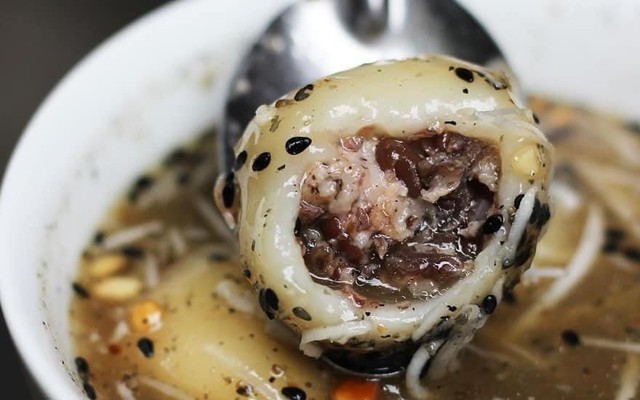 Bánh Trôi Tàu & Chè Nóng