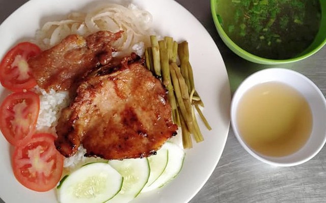 Quán Nguyên - Cơm Tấm & Bún Thịt Nướng