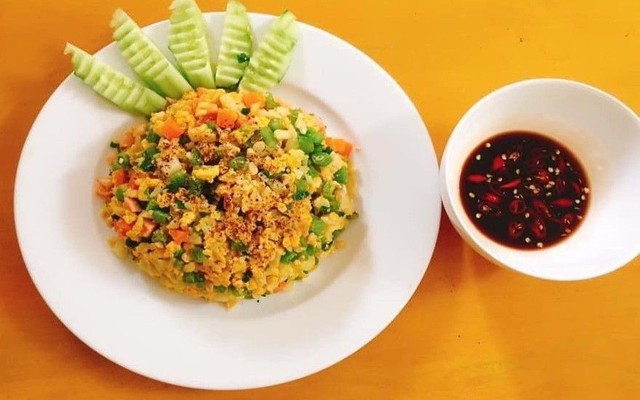 Minh Đăng - Cơm Chiên & Hủ Tiếu Xào