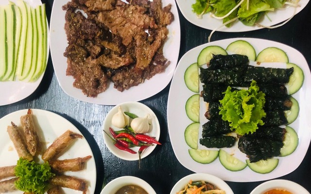 Hai Ông - Bò Lá Lốt & Cá Nục Nướng