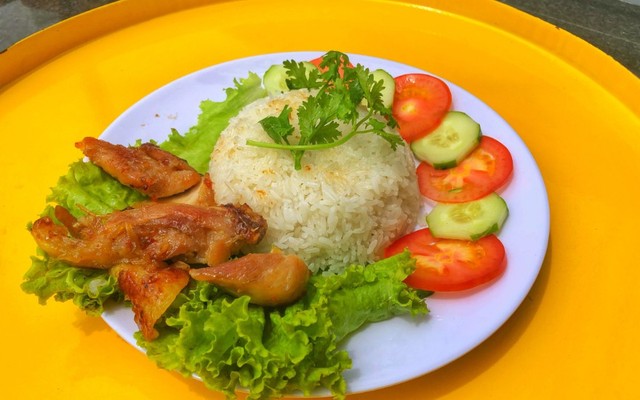 Cơm Gà Xuân Dương