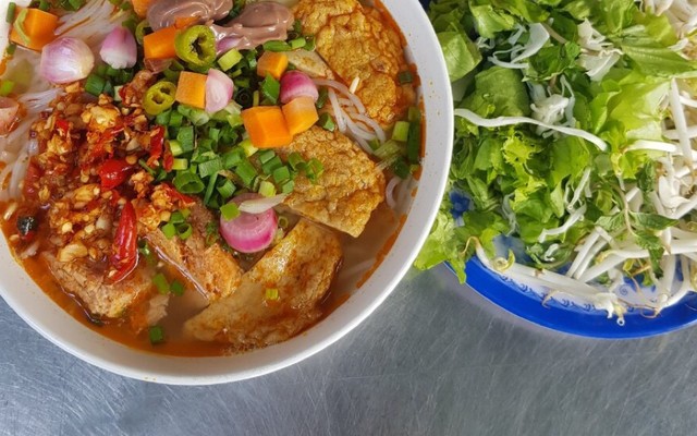 Bún Chả Cá Bà Trang - Bà Huyện Thanh Quan