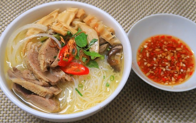 Vịt Bay - Gỏi, Cháo & Bún Măng Vịt