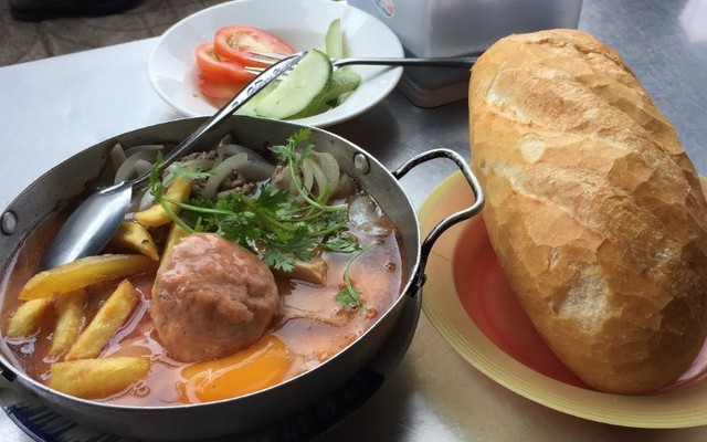 Bánh Mì Xíu Mại Thập Cẩm 782