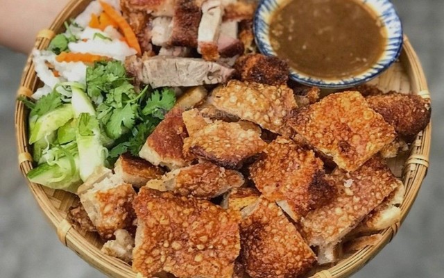 Bánh Mì Heo Quay Bảy Diễn