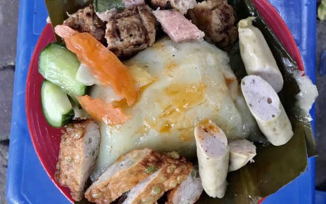 Nga Bánh Giò - Phố Huế