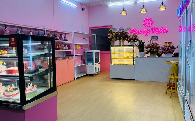 Tiệm Bánh Cherry - Huỳnh Ngọc Huệ
