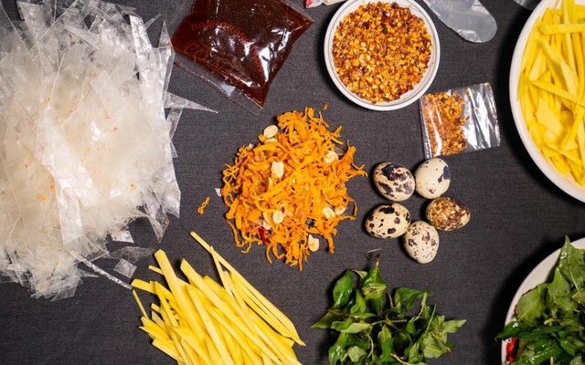 Bánh Tráng Trộn Cô Năm