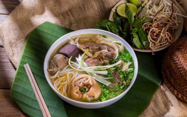 Bún Bò Huế Thu Sương - Trần Quang Diệu