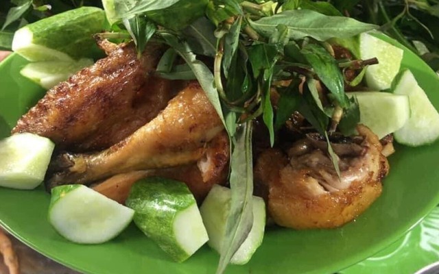 A Tuấn - Gà Chiên Nước Mắm & Nem Bắc