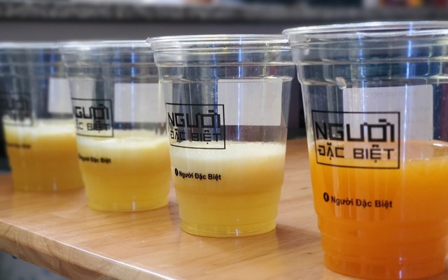 Người Đặc Biệt