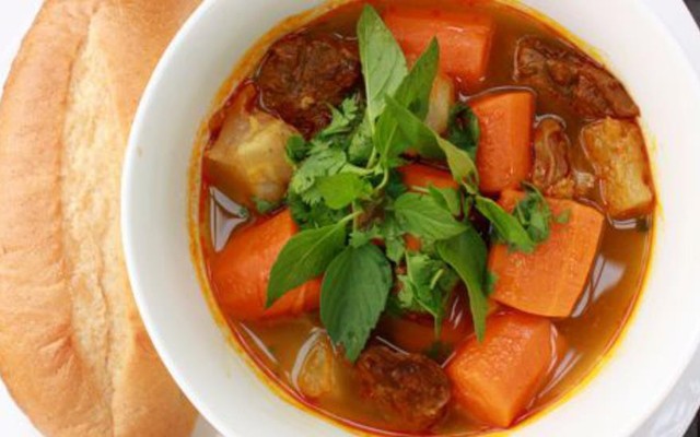 Kim - Bò Kho, Bò Lúc Lắc & Pizza
