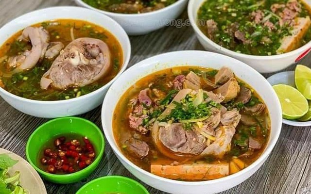 Bún Bò Huế Cô Hồng - Nguyễn Thị Tràng
