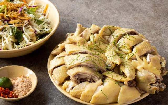 Gà Ta Chặt Ký