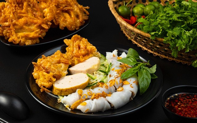 Bánh Cuốn Yến Nhi - 126 Thành Công