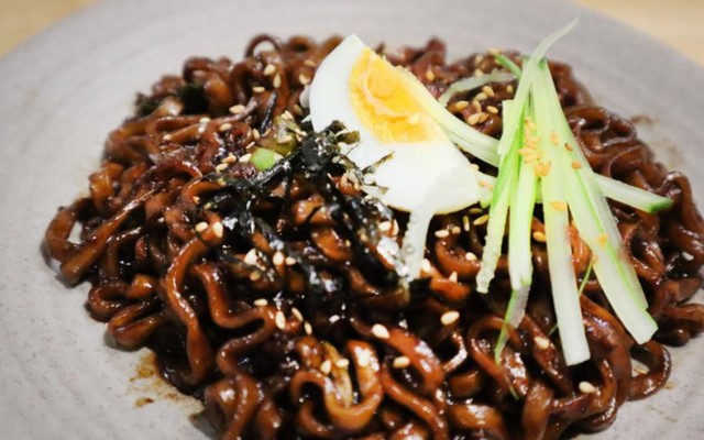 Lachabon Hàn Quốc - Food & Drink