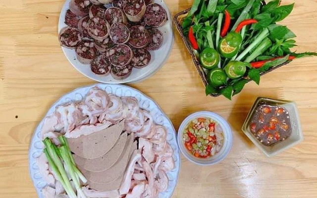Cháo Lòng & Lòng Luộc Đặc Biệt