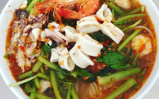 Gỏi Cuốn & Bánh Mì Hấp 85