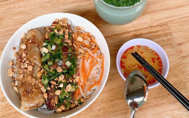 Cô Ba Sài Gòn - Bún Thịt Nướng