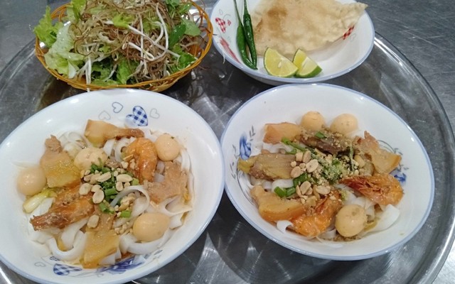 Quán Thôi - Mì Quảng Phú Chiêm & Mì Gà