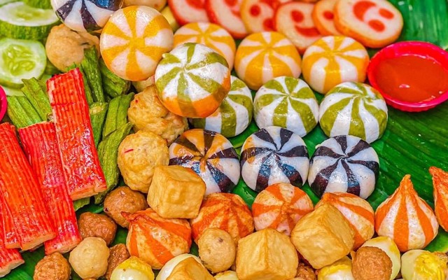 Tiệm Takeaway - Lẩu Ly & Mì Trộn Tóp Mỡ