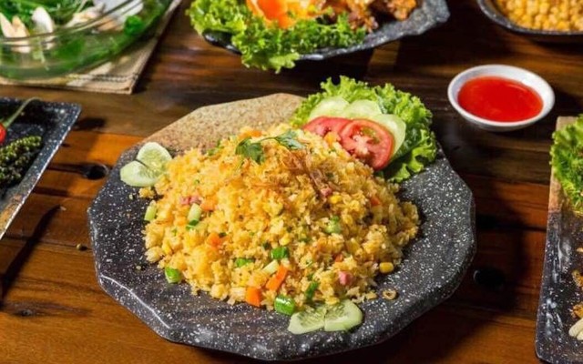 Lâu Đài Vàng - Quán Ăn Trung Hoa