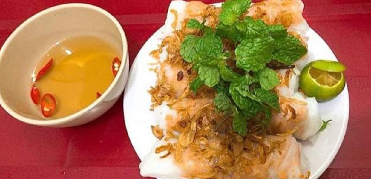 BÁNH CUỐN BÀ LÀNH ĐÀO DUY ANH NÓNG HỔI VỚI NHÂN TÔM THỊT HẤP DẪN