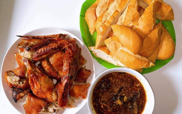 Lê Ký - Bánh Mì, Heo Quay & Vịt Quay - 329 Lê Đức Thọ