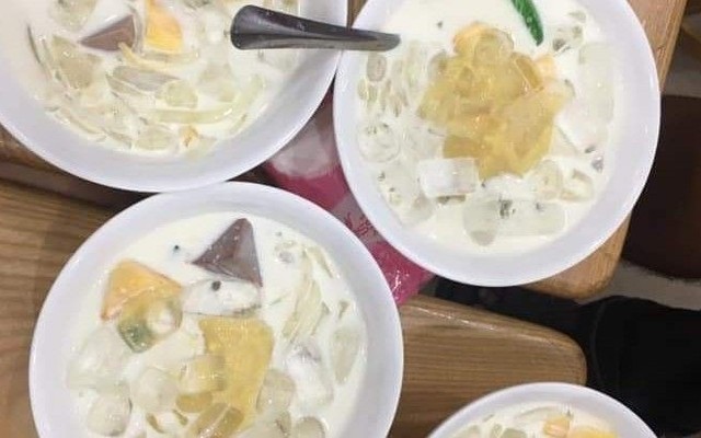 Ăn Vặt - Tố Hữu