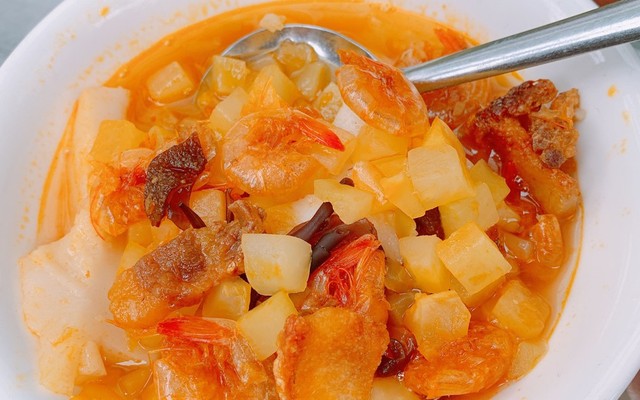 Cô Dung - Bánh Đúc Tàu