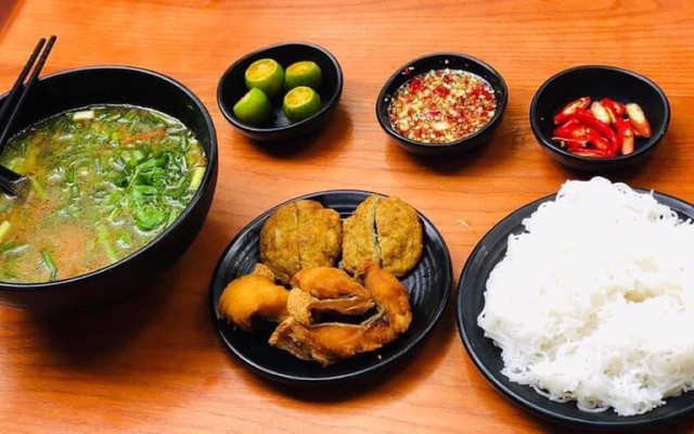 Bún Cá Chấm Giòn