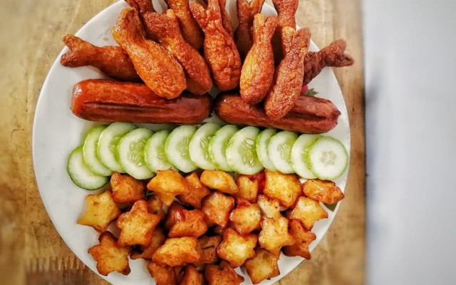 Yum Yum Street Food - Xiên Que & Ăn Vặt