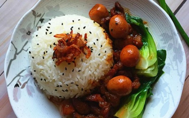 Ngọc Hà - Cơm Bình Dân