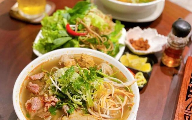Vỹ Dạ Xưa - Hue Food