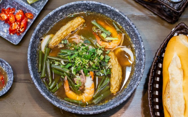 Cơm Tấm, Bún Thái, Hủ Tiếu Bò Kho - Tiệm Ăn Thanh Ngọc