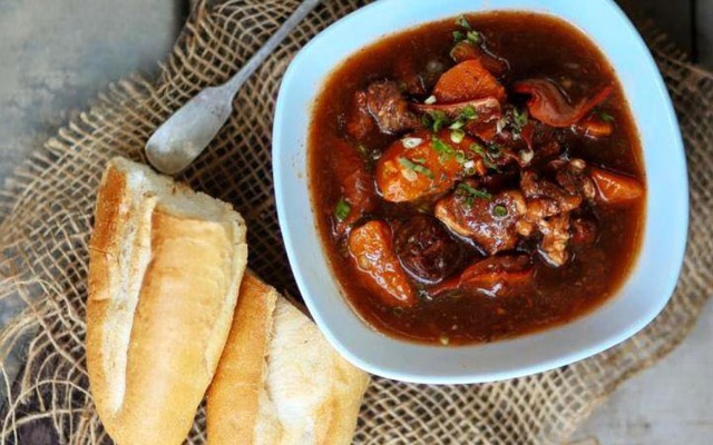 Bếp Thị Nở - Bánh Mì, Xôi, Chè