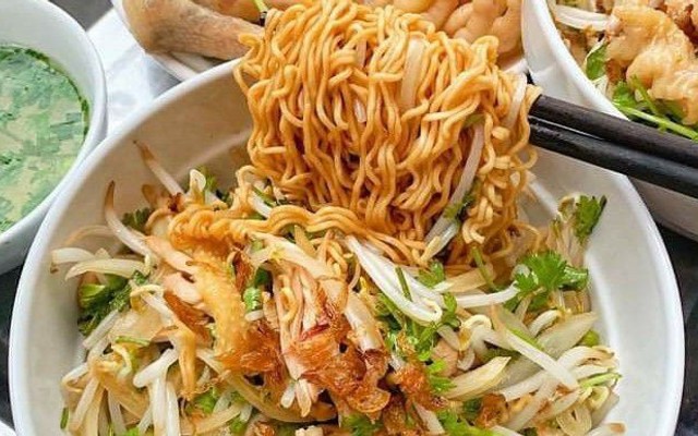 QUÁN Nhỏ - Mì Trộn, Cơm Trộn & Các Món Gà - Phúc Đồng